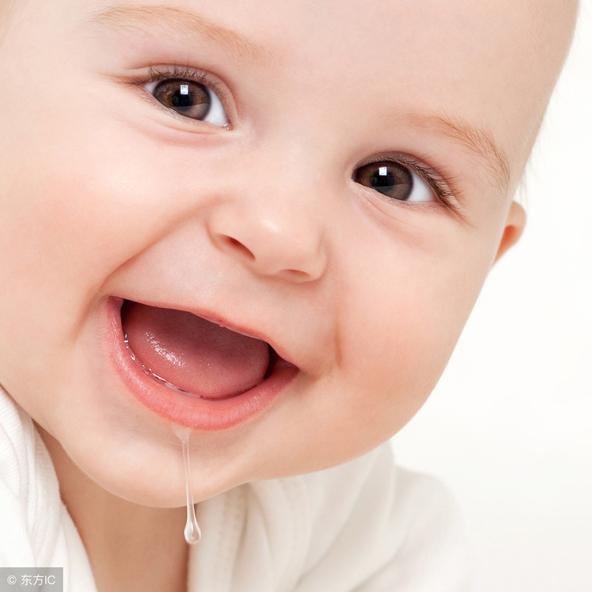 婴儿舌苔发白怎么回事（宝宝舌苔上的6种健康信号）-幼儿百科-魔术铺