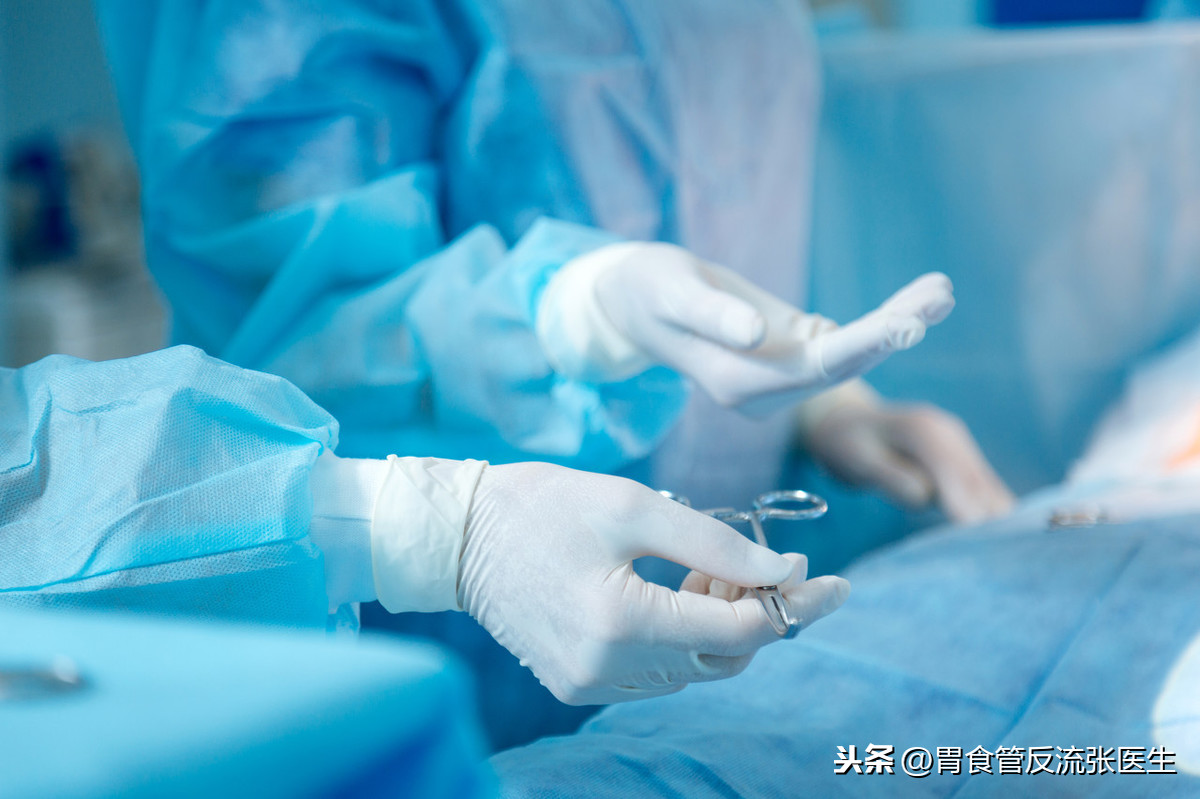 打嗝、反流、吐酸水、睡觉都不能平躺，严重的胃食管反流如何根治
