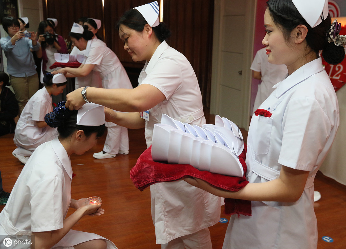 护士辞职报告怎么写,护士辞职报告怎么写?