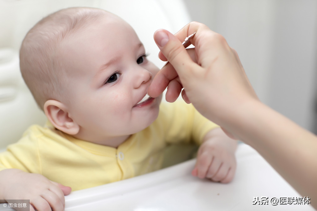 宝宝积食了？妈妈们别焦虑，这3个办法“一键解决”