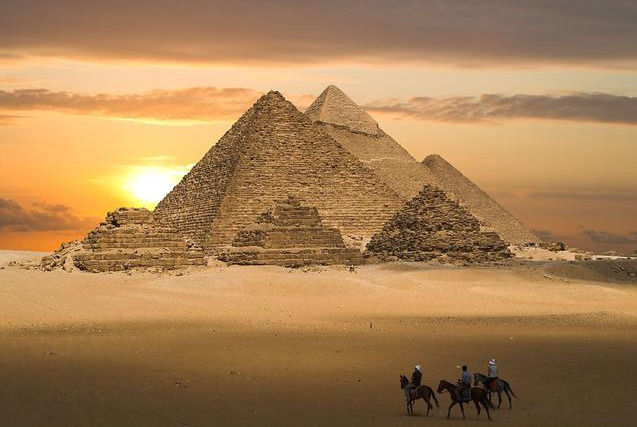 尼罗河畔的文明古国——古埃及