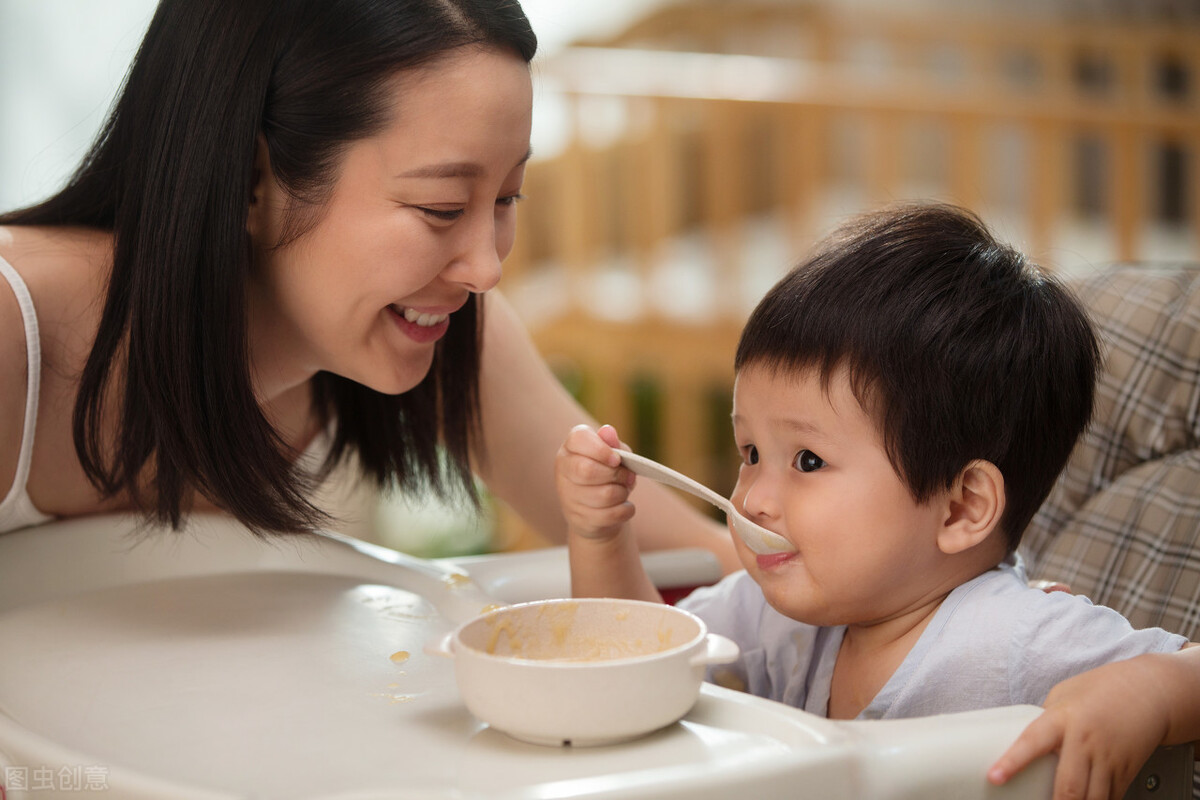 十个月婴儿吃什么辅食（10个月宝宝喂养）