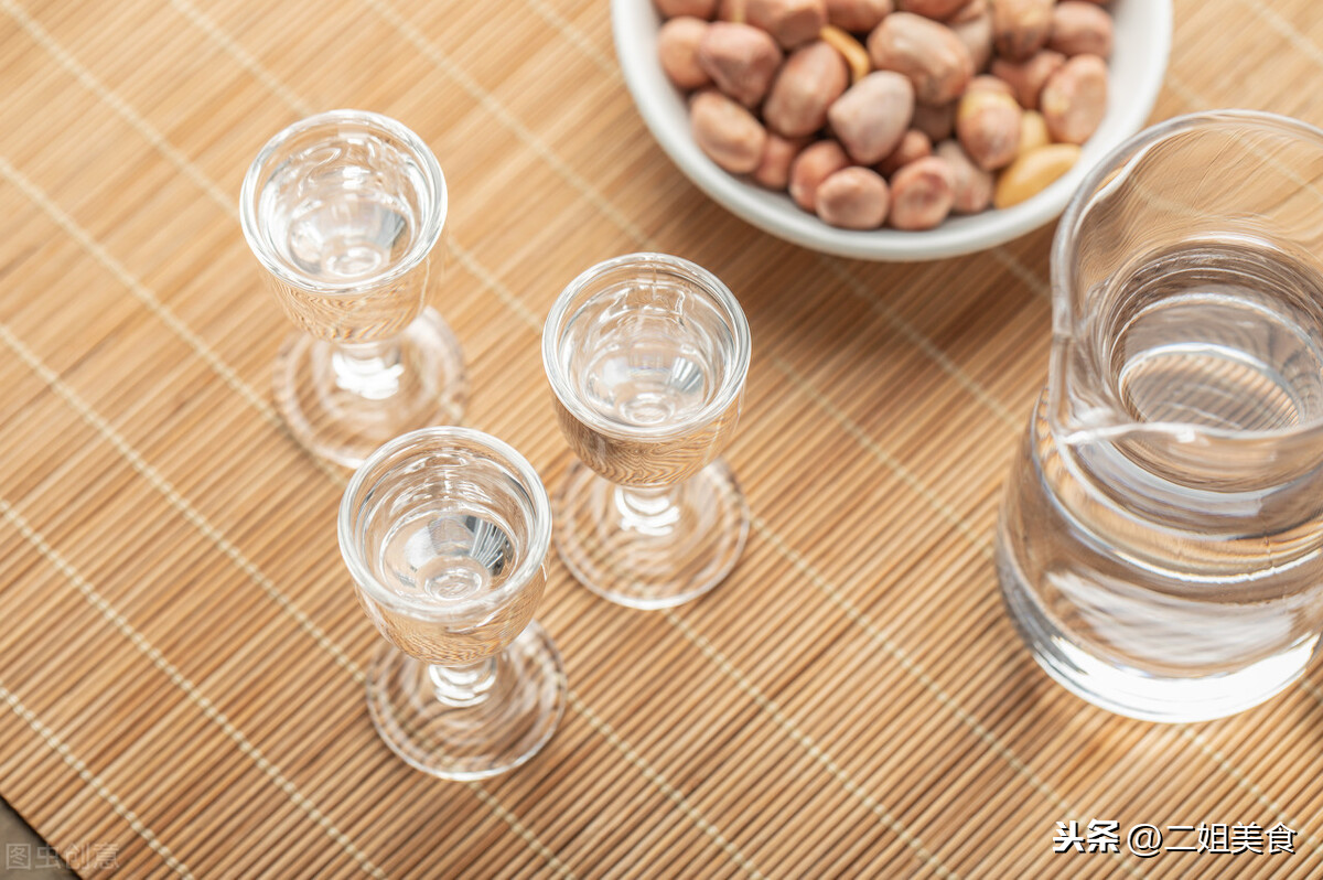 春节假期应酬多，喝醉太难受，教您4种解酒方法，不伤身不易醉