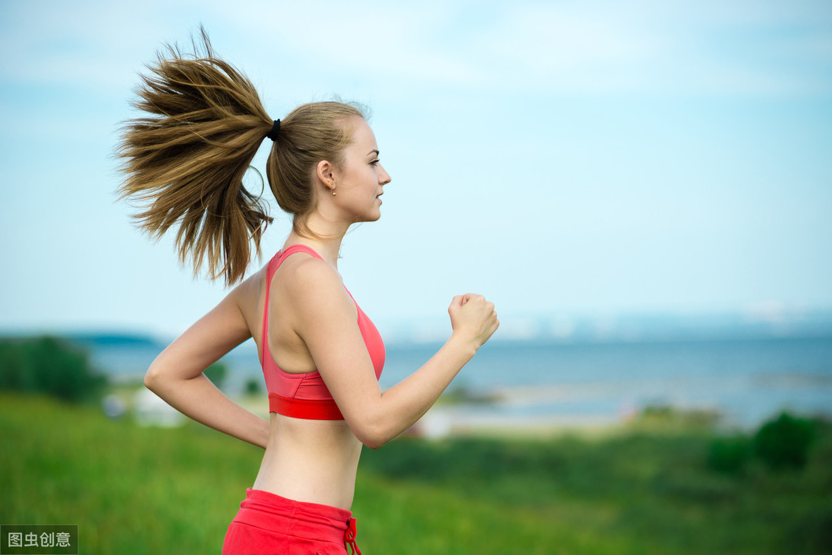 減肥期間，選擇跑步減肥，還是健身訓練減肥好呢？