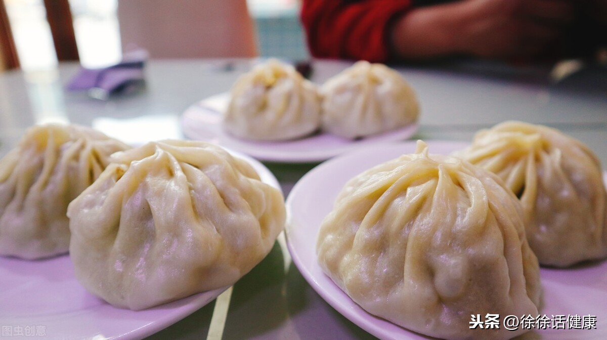大寒说，今天是腊八，来碗腊八粥暖暖胃吧