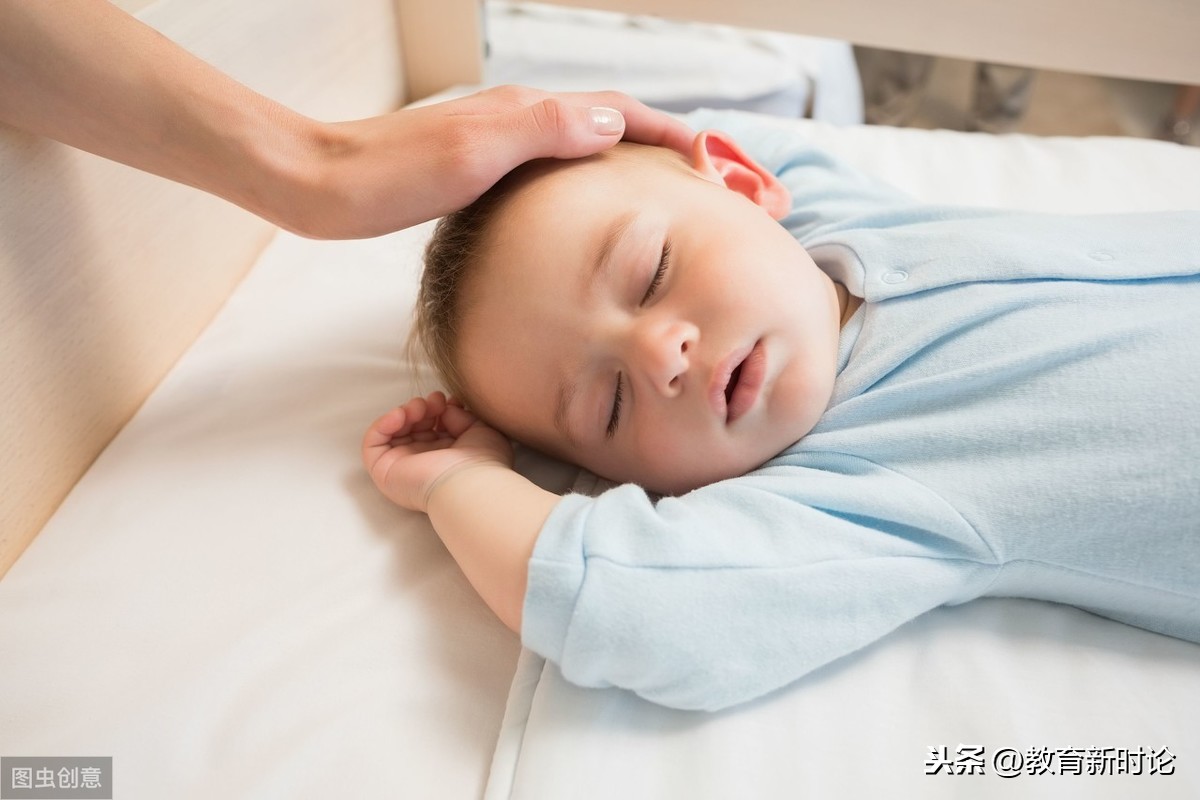 宝宝白天一切都好，就是夜啼，咋办？掌握这4招，帮你轻松搞定