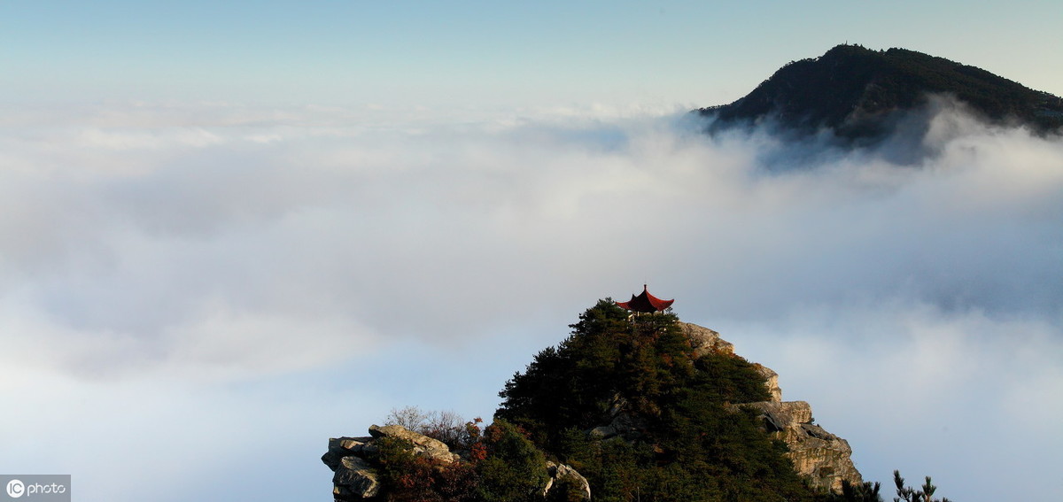 《庐山  泰山  江河  长江  黄河 西湖 瀑布》山水名句231条