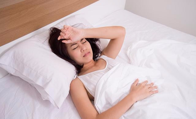 总是失眠睡不着，你可以试试这3种方法，让你一觉睡到天亮
