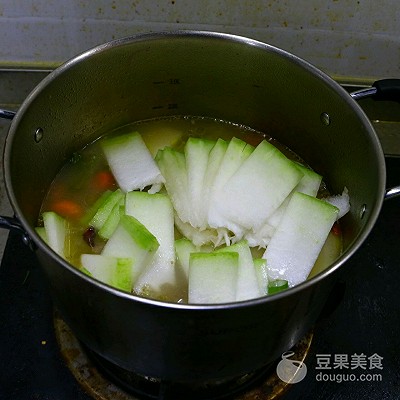 冬瓜排骨湯的做法,冬瓜排骨湯的做法和步驟