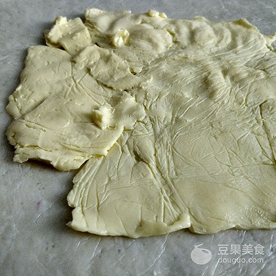 牛角酥的制作方法简单介绍 牛角酥的制作方法