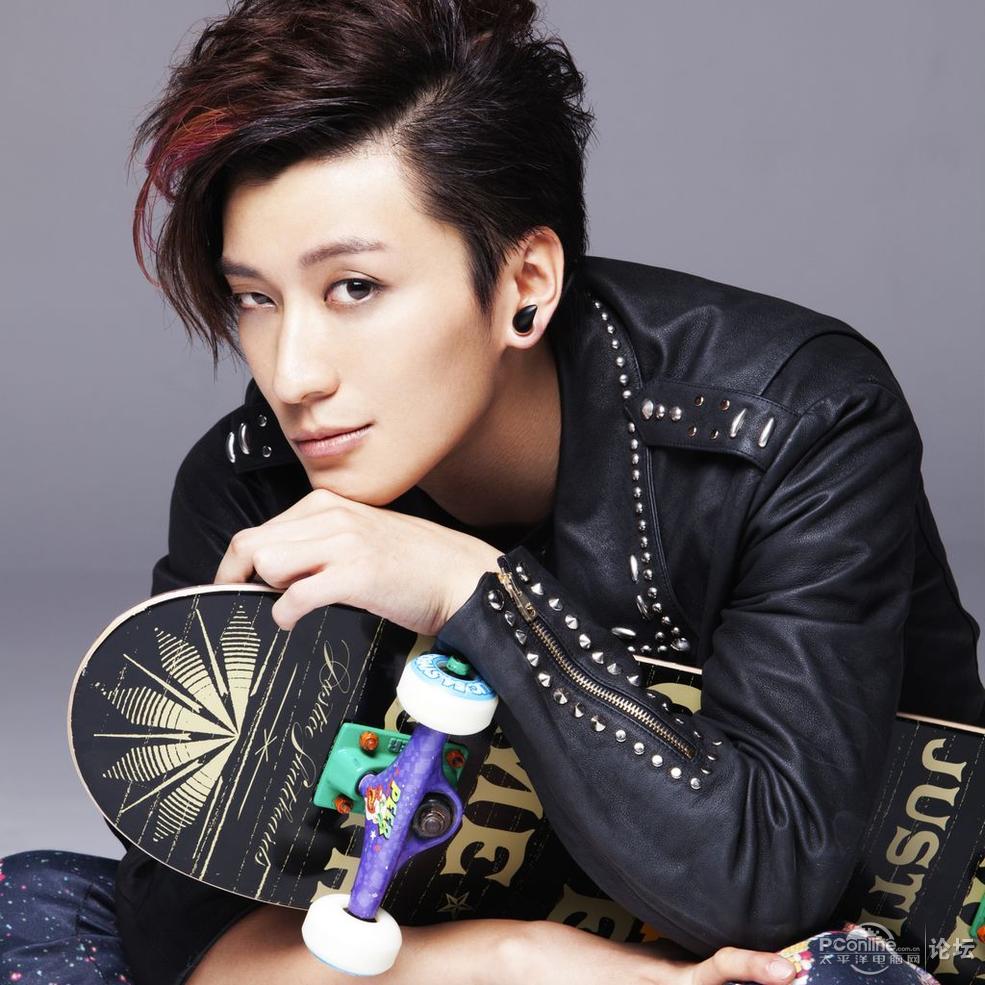 让我们在乔任梁追悼会的前两天,一起来回顾他震撼的一生之路!