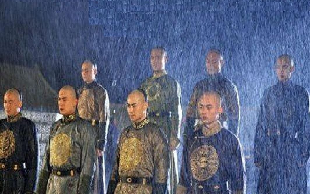 康熙最长寿儿子：手握重兵却未参与九子夺嫡，70岁时乾隆仍重用他