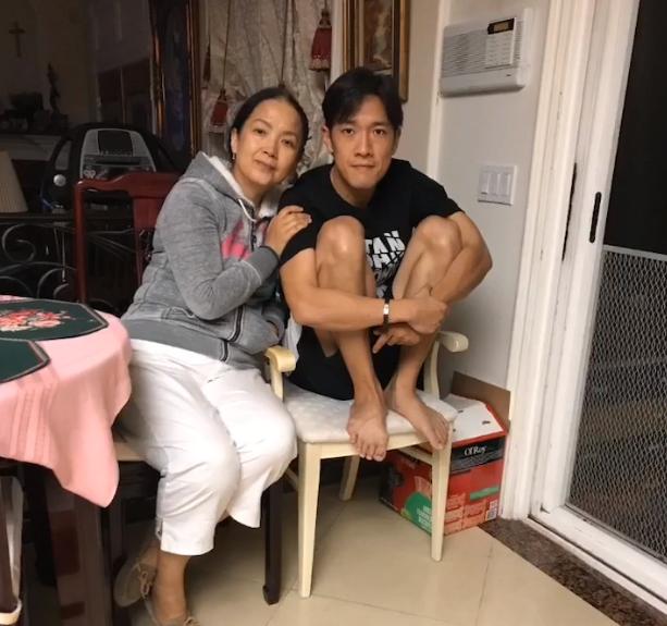 张丰毅和吕丽萍：离婚30年，人生截然不同，亲儿子和继父成一家