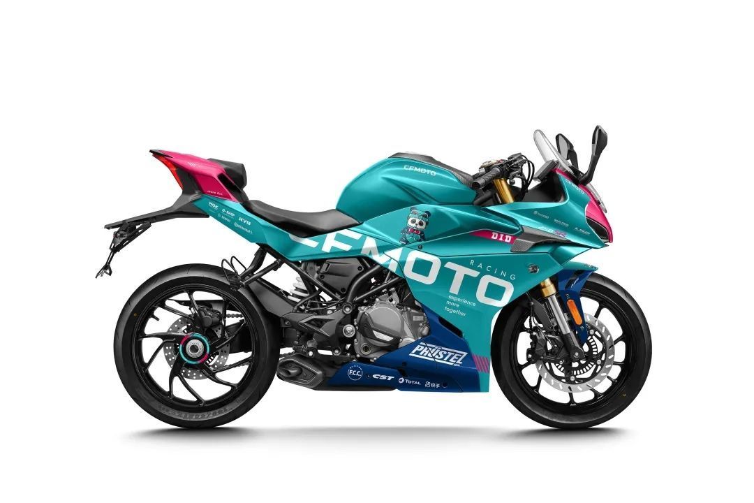 22980元！春风 250SR 赛道版厂队限量发布8258|春风,CFMOTO,250SR小老婆汽機車資訊網