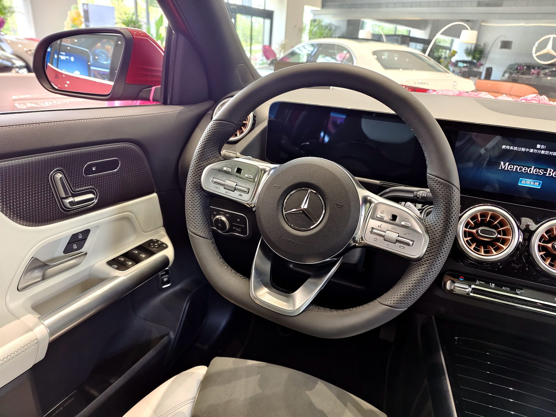 续航537km 解读奔驰EQA四驱版 售价36.58万元值得买吗？