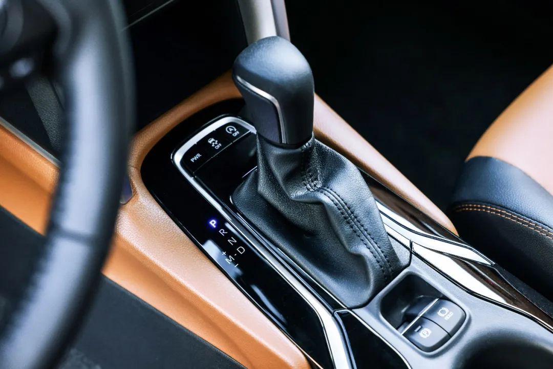 不论轿车还是SUV，你永远都可以相信卡罗拉