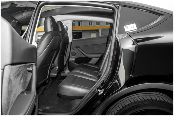 30万级别的新能源车，岚图FREE、特斯拉Model Y和蔚来ES6该选谁