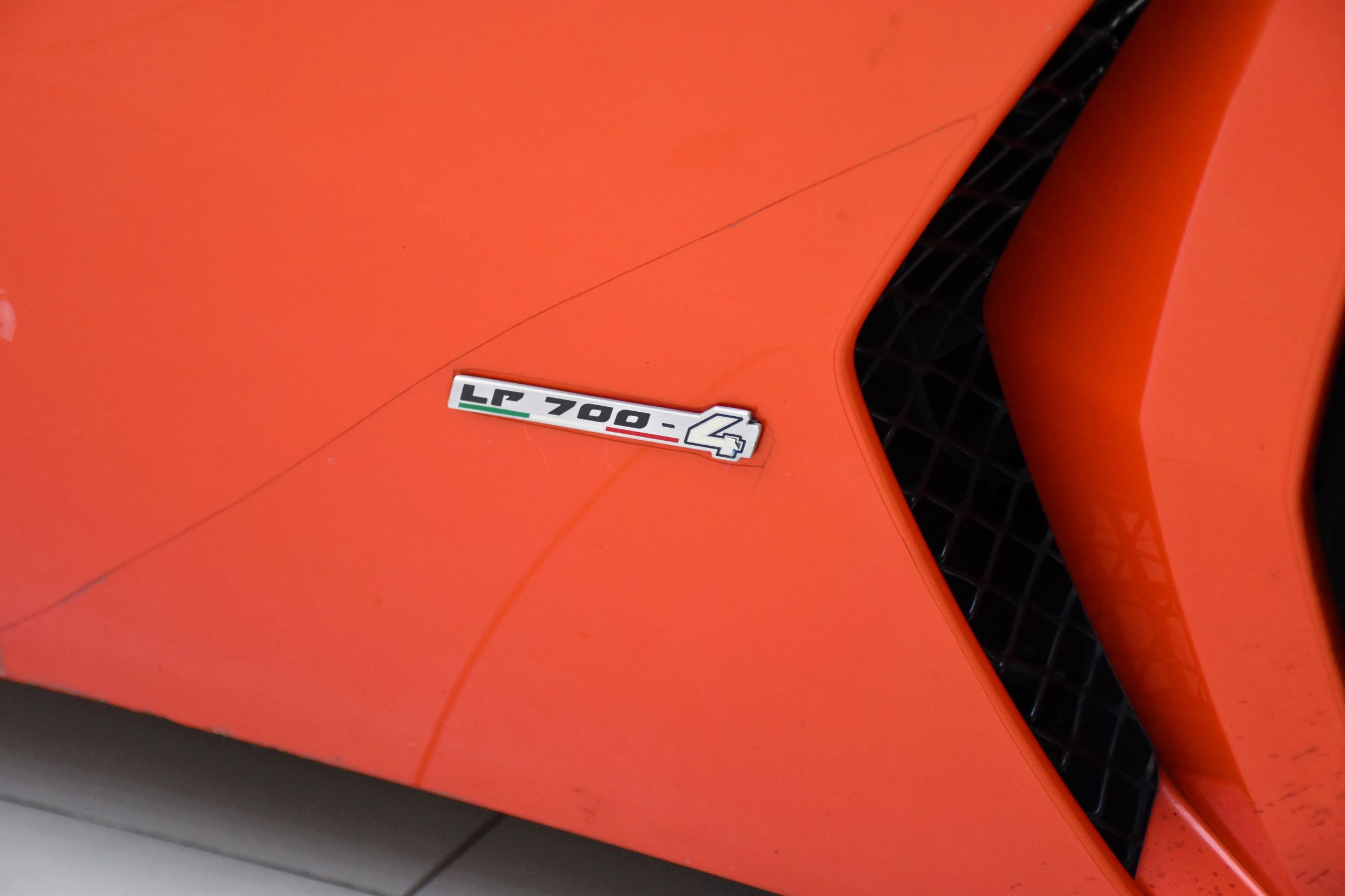 第一次开兰博基尼Aventador LP 700是种什么体验？