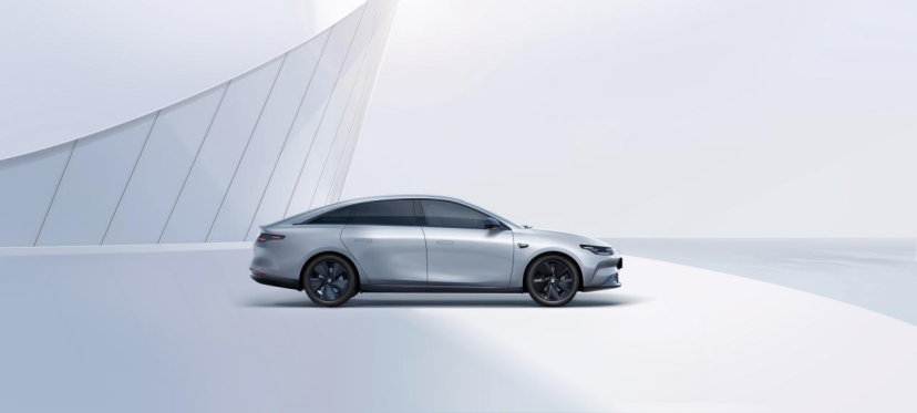 全新宝马M车型将亮相；春风450SR售价公布