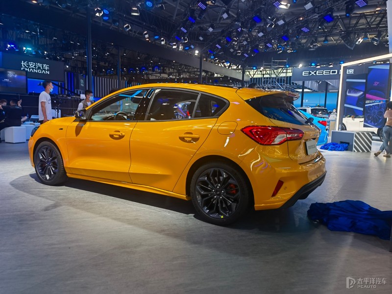 挑花眼！UNI-V 2.0T、新福克斯...20款新车齐亮相！个个都是好家伙