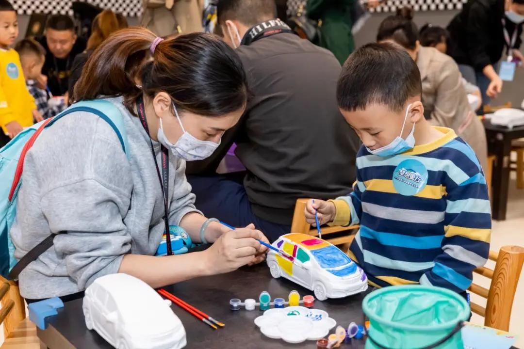 “梦想童行”，一场“沉浸式”儿童道路安全教育活动