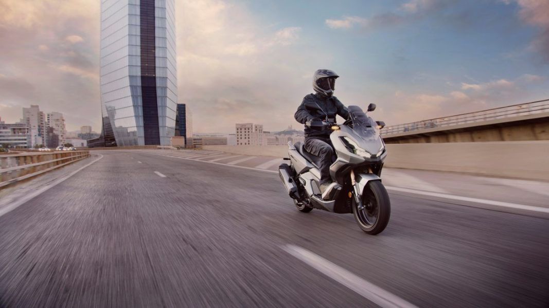 本田摩托车价格约35000元