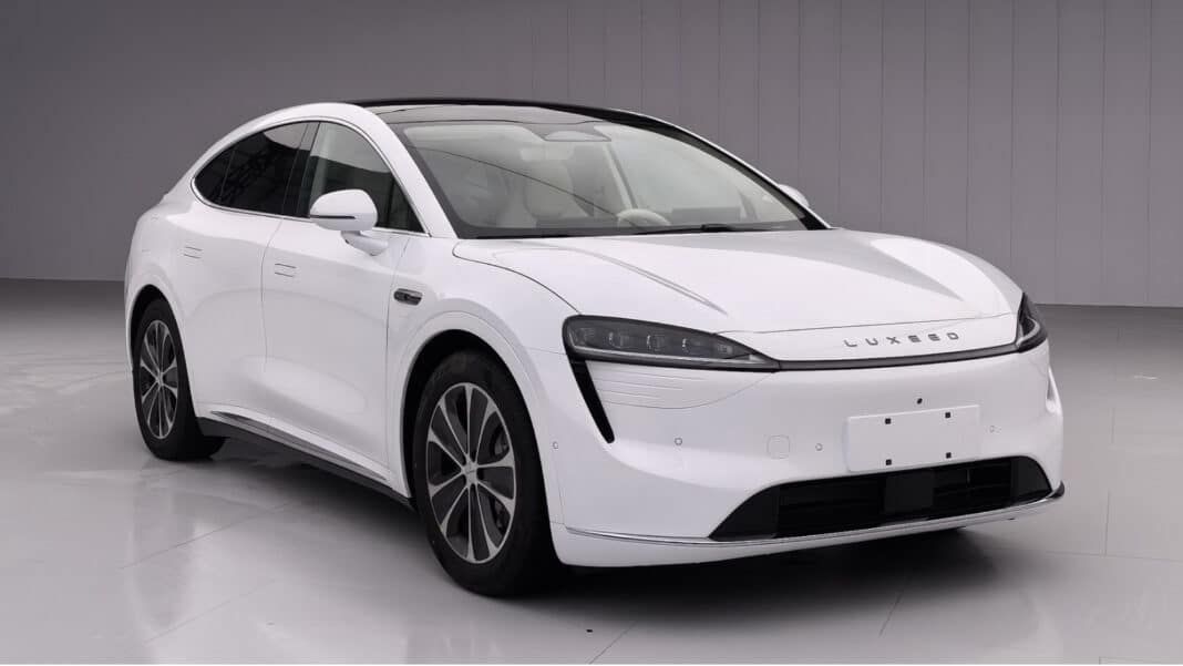 华为与奇瑞合作打造增程式SUV——Luxeed R7