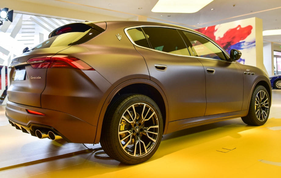 矛与盾的对决！玛莎拉蒂Grecale对比保时捷Macan