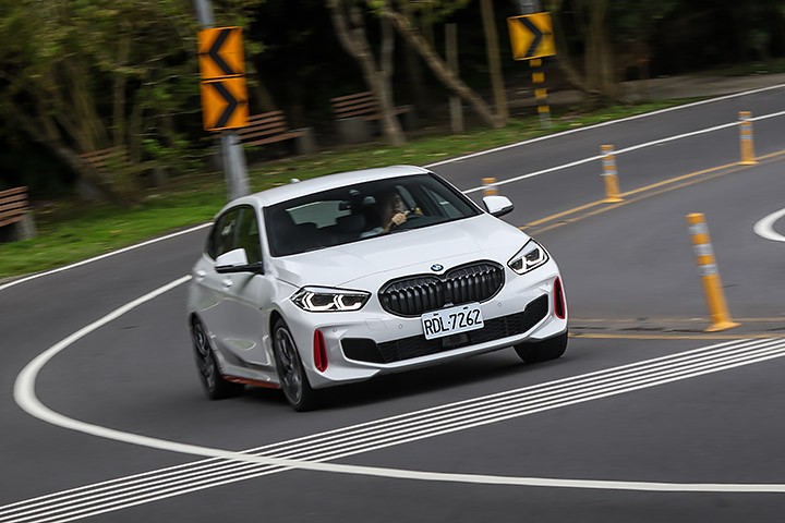 试驾宝马128ti后的我,持保留态度