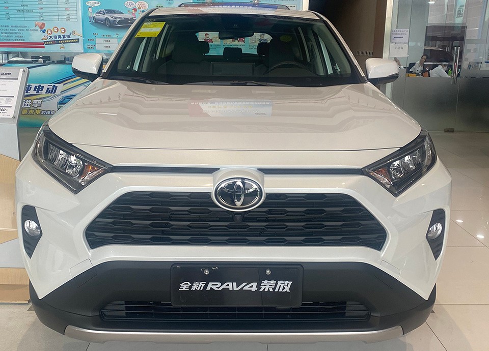 RAV4荣放：优惠1.2万，比威兰达多5千，算多吗？