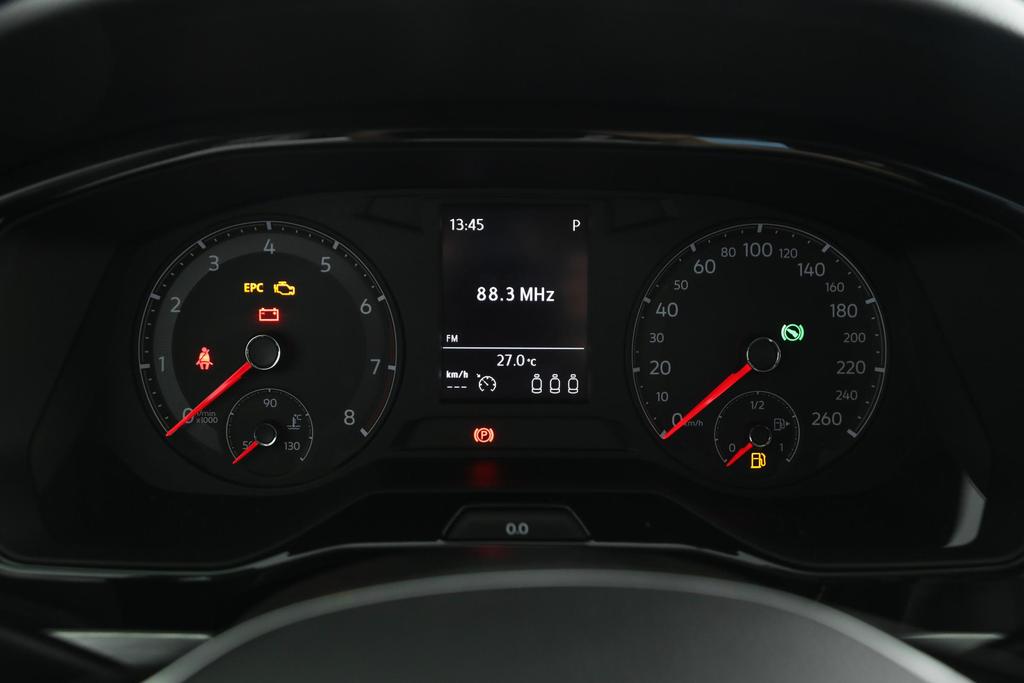 平民级家用紧凑轿车-宝来直降2.9万,一张身份证新车开回家