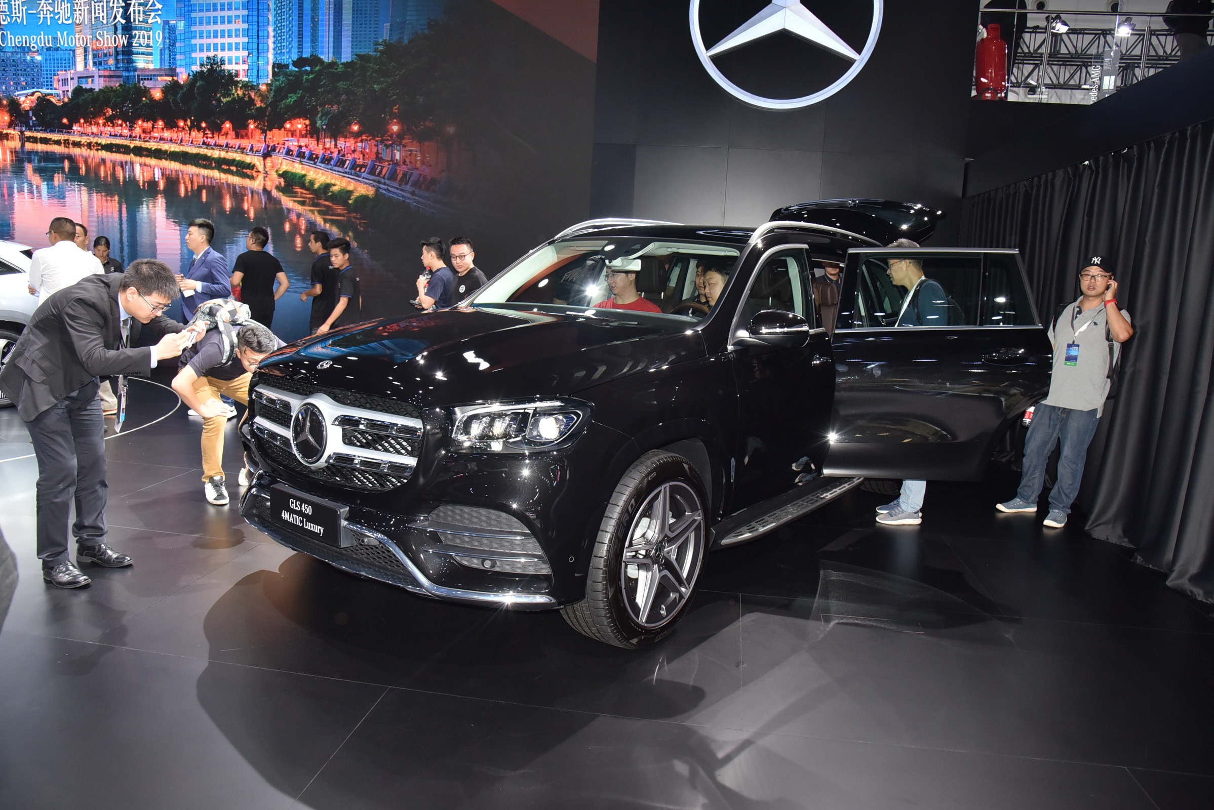 奔驰gls试驾(奔驰gls全面测评) - 四帝国车市