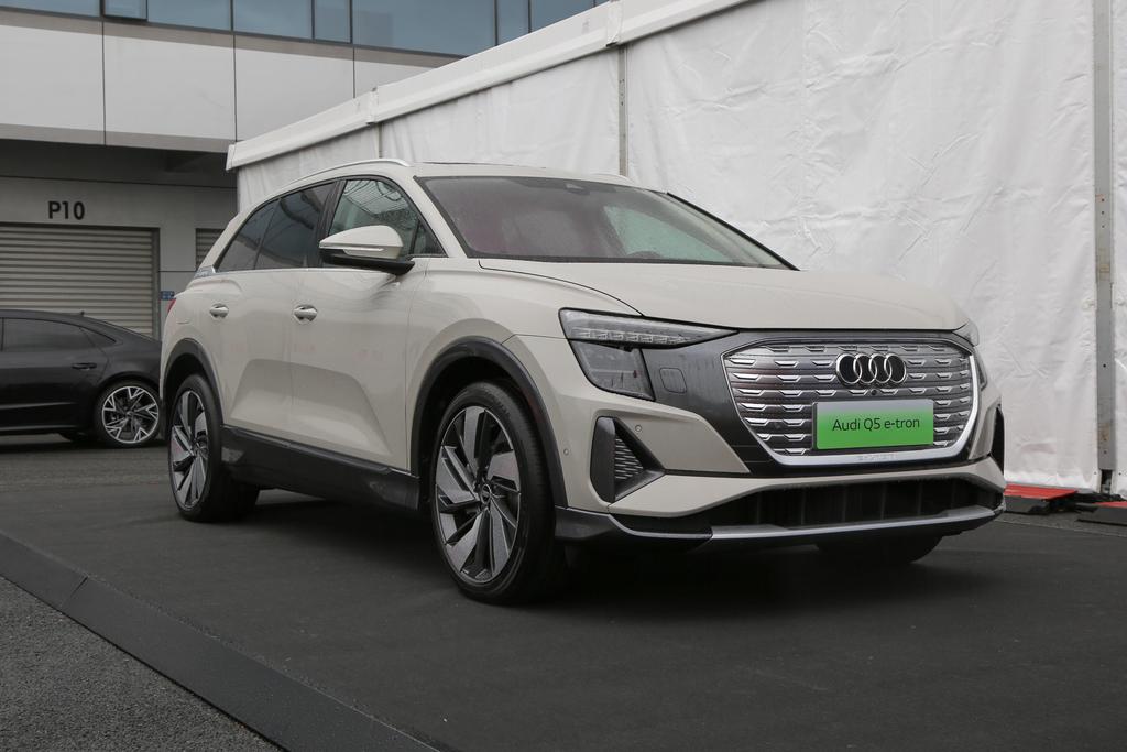 奥迪Q5首付低至X万元，轻松拥享豪华SUV