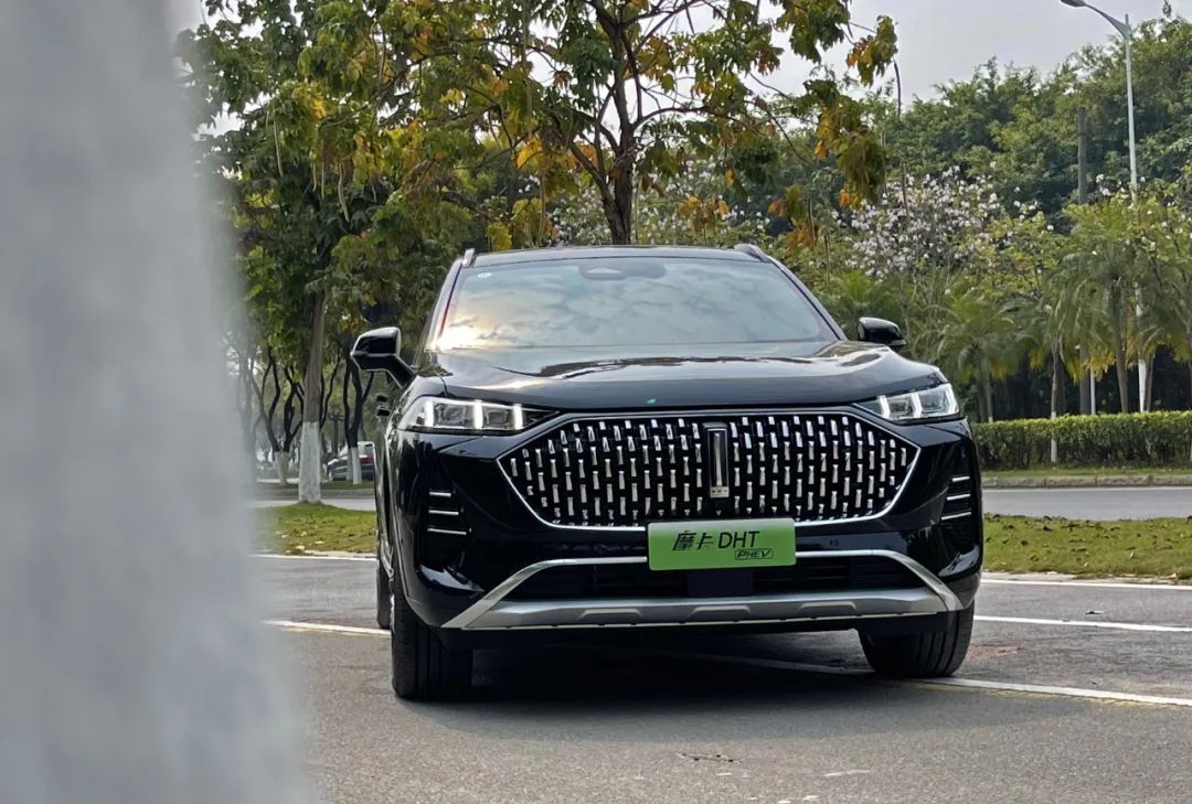 超200公里纯电续航，国产品牌SUV，摩卡DHT-PHEV值30万吗？