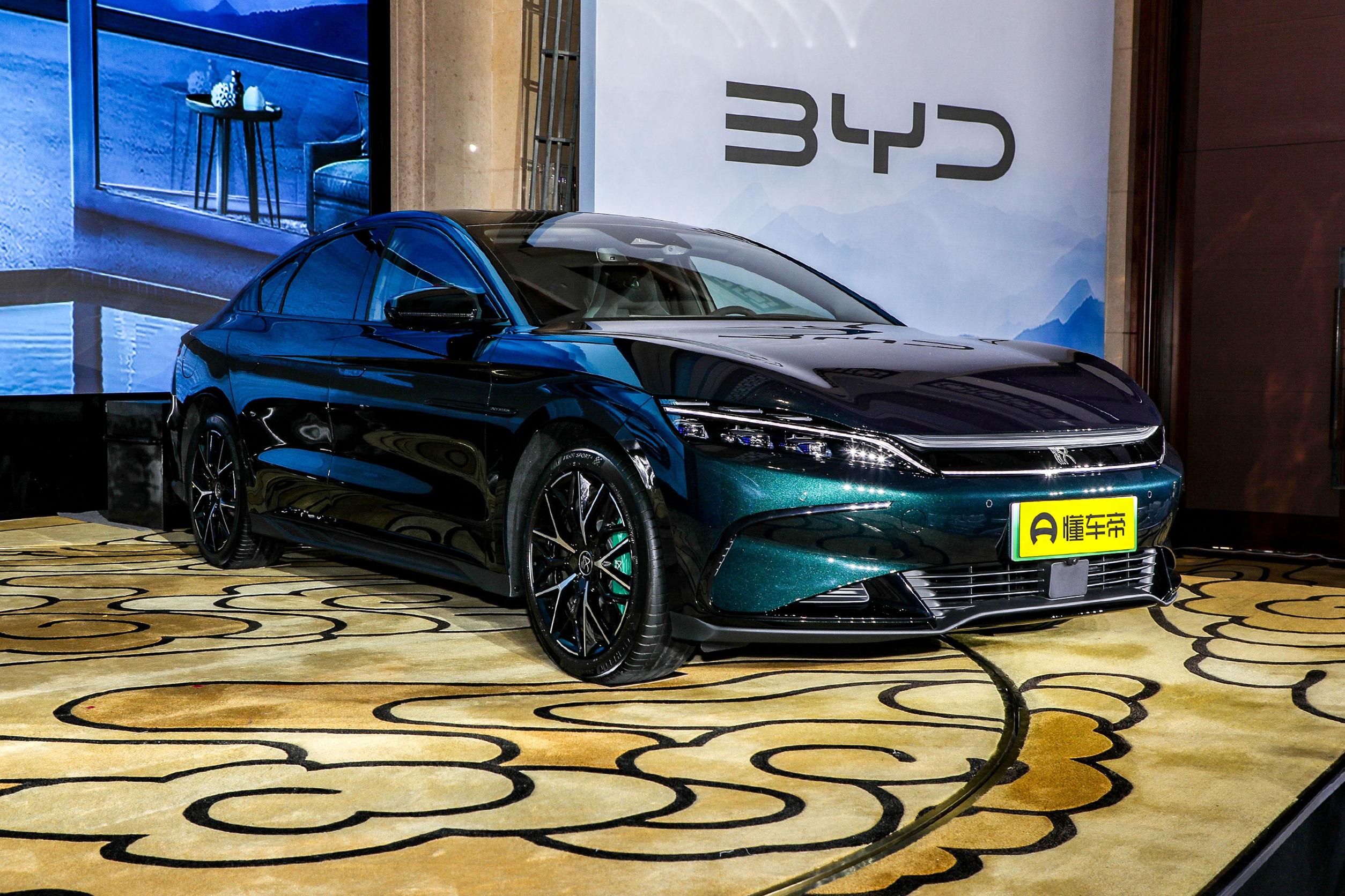 比亚迪汉ev纯电动2022款最低报价入门版2698万