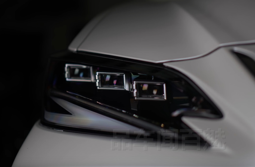 新款雷克萨斯ES实车，质感更高，触控大屏，油耗4.8L，BBA不香了