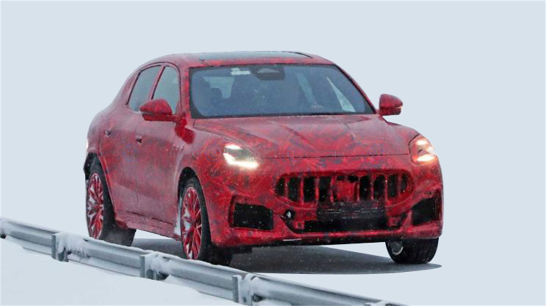 玛莎入门SUV用超跑引擎？性能豪华兼备！保时捷Macan：跟我斗？