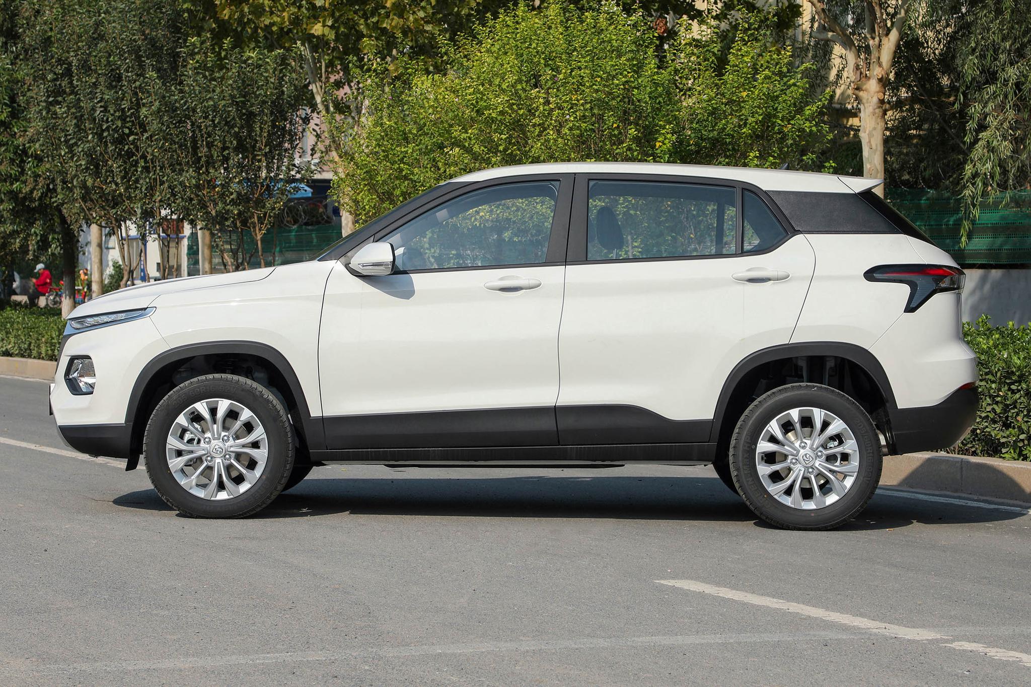 宝骏510,小型suv,配1.5l动力,油耗经济,灵活方便还实用