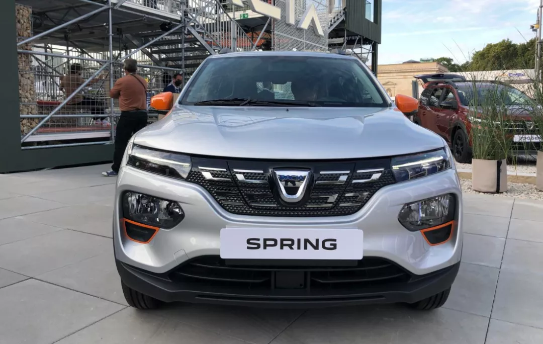 星越L油电混动版将预售；前途汽车有望复活？