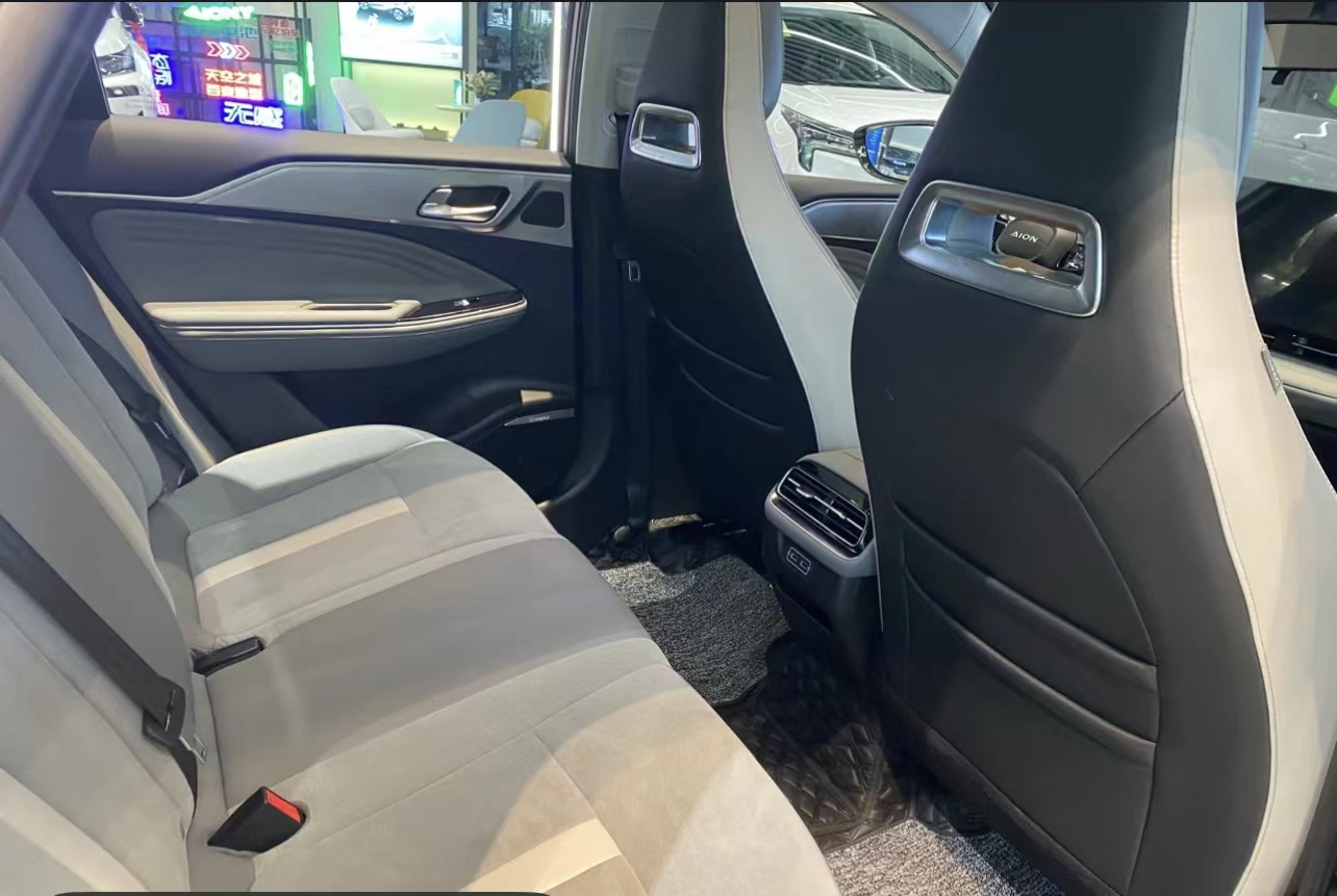 广汽埃安新能源S Plus