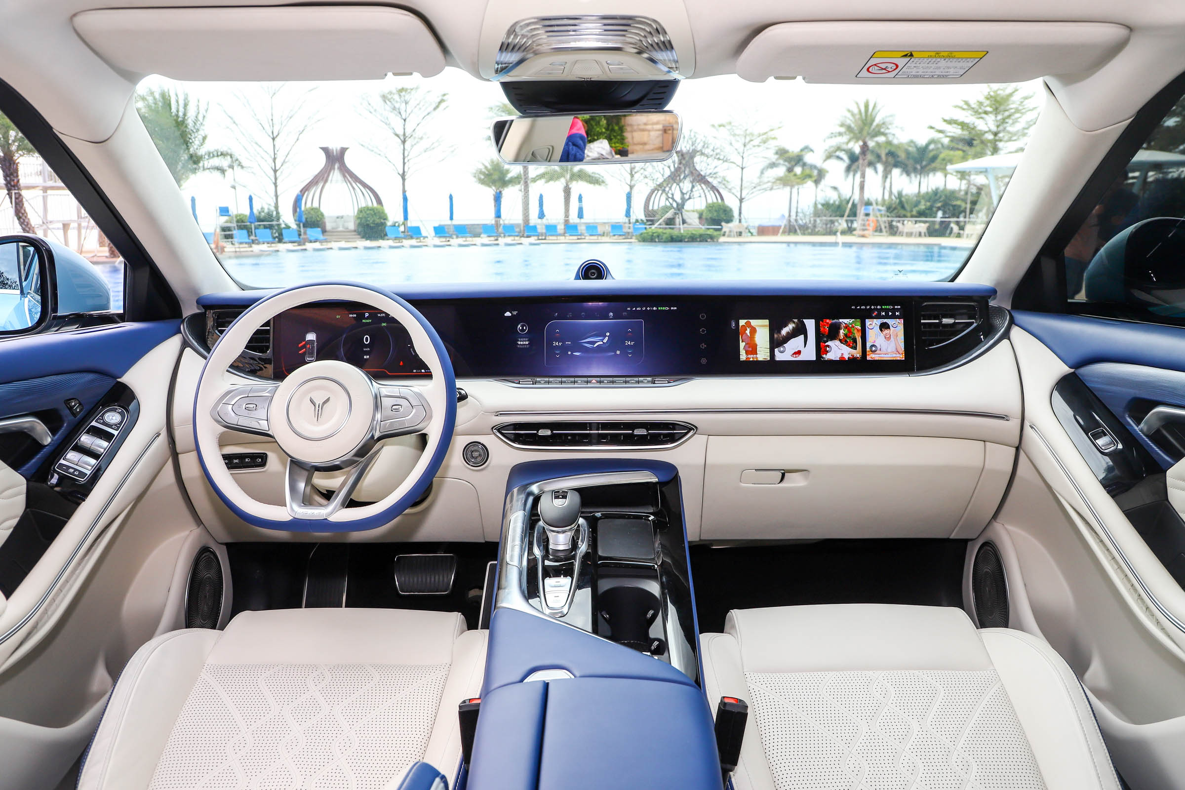 岚图FREE 2021款 四驱增程版，指导价31.36万，整体表现如何？