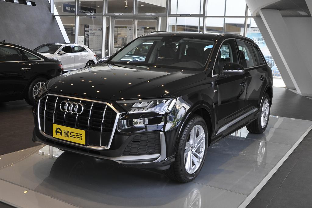 奥迪Q7限时优惠2万元，最高配车型降至60万以下