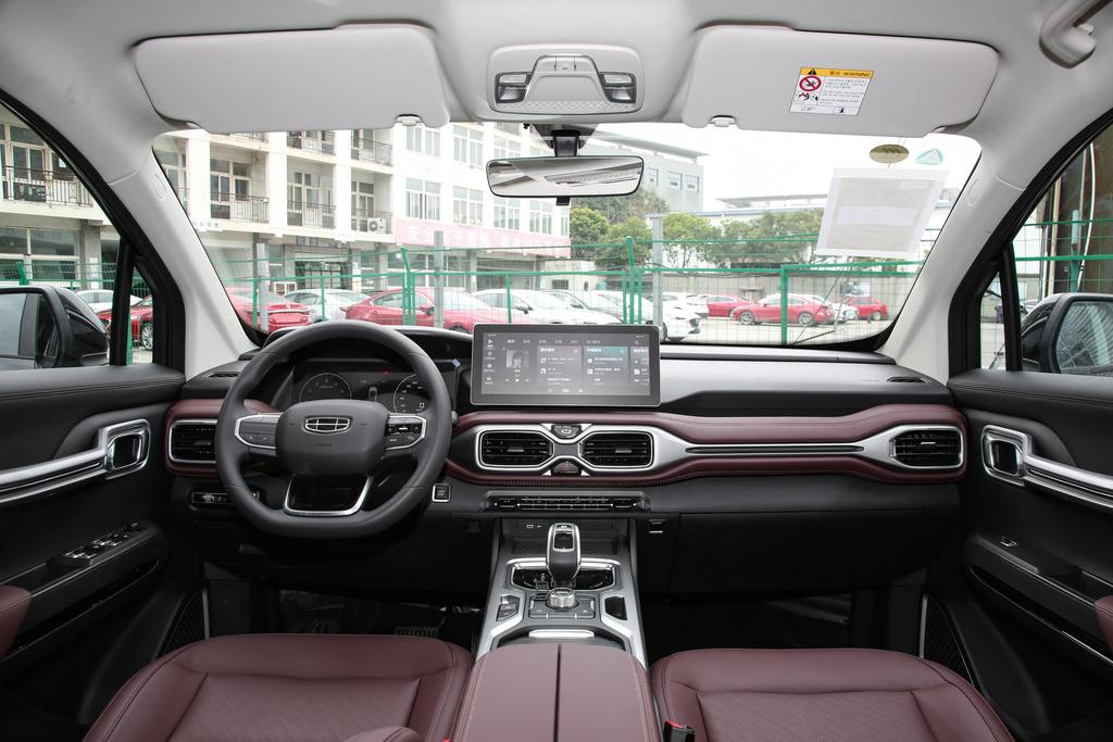 大大大空间SUV—吉利豪越   10.36万元起售