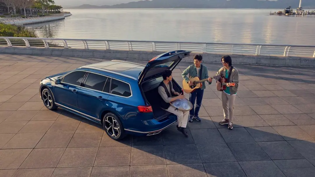 买迈腾、帕萨特不如买蔚揽，空间大、有格调，德国进口