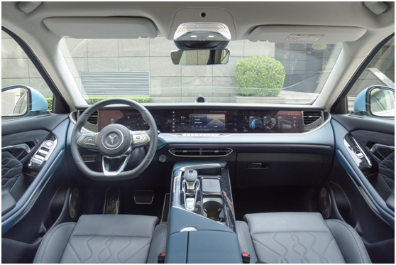 30万级别的新能源车，岚图FREE、特斯拉Model Y和蔚来ES6该选谁