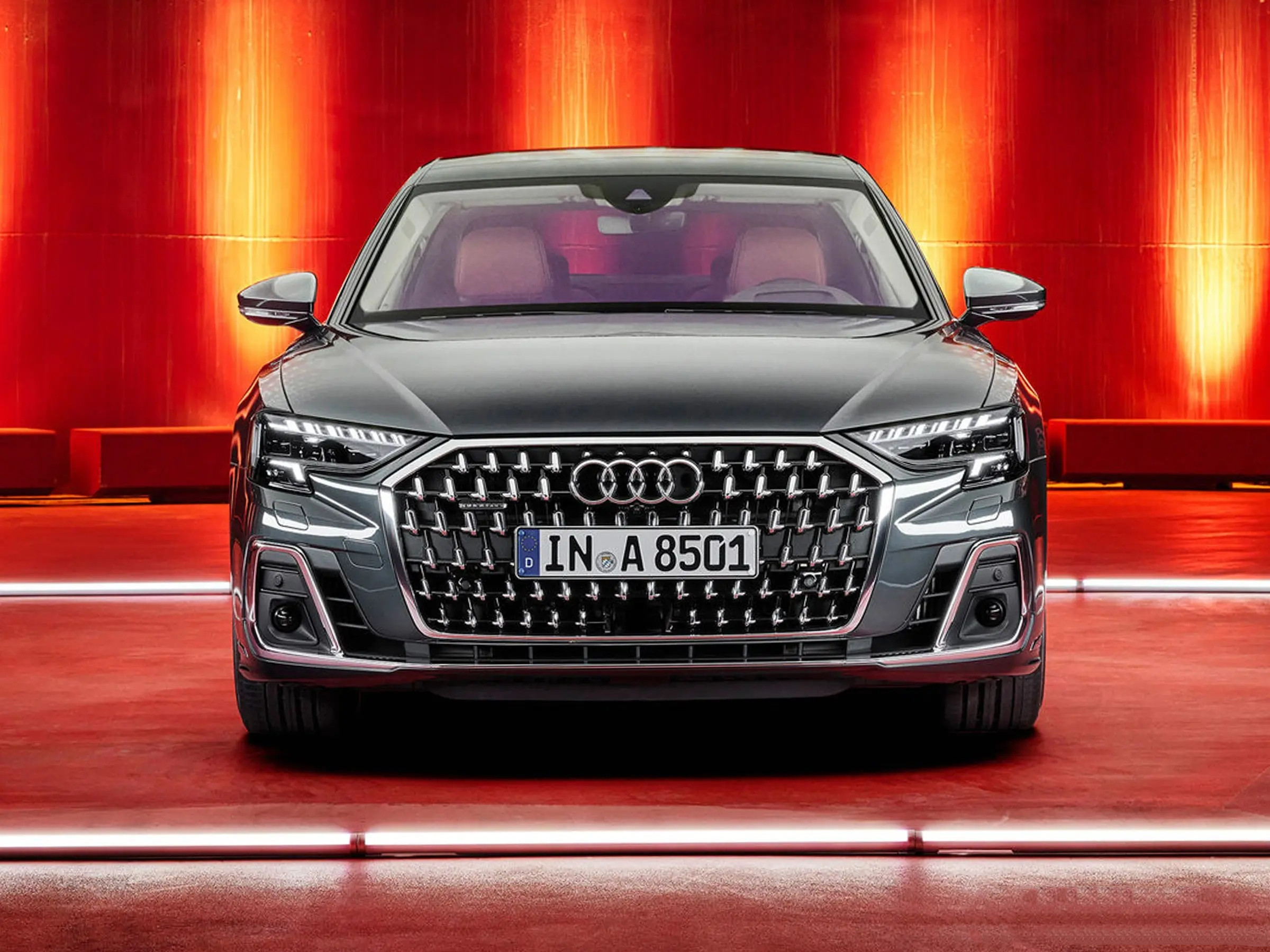 全新中期改款奥迪A8正式发布，换装全新外观设计，配备数字大灯