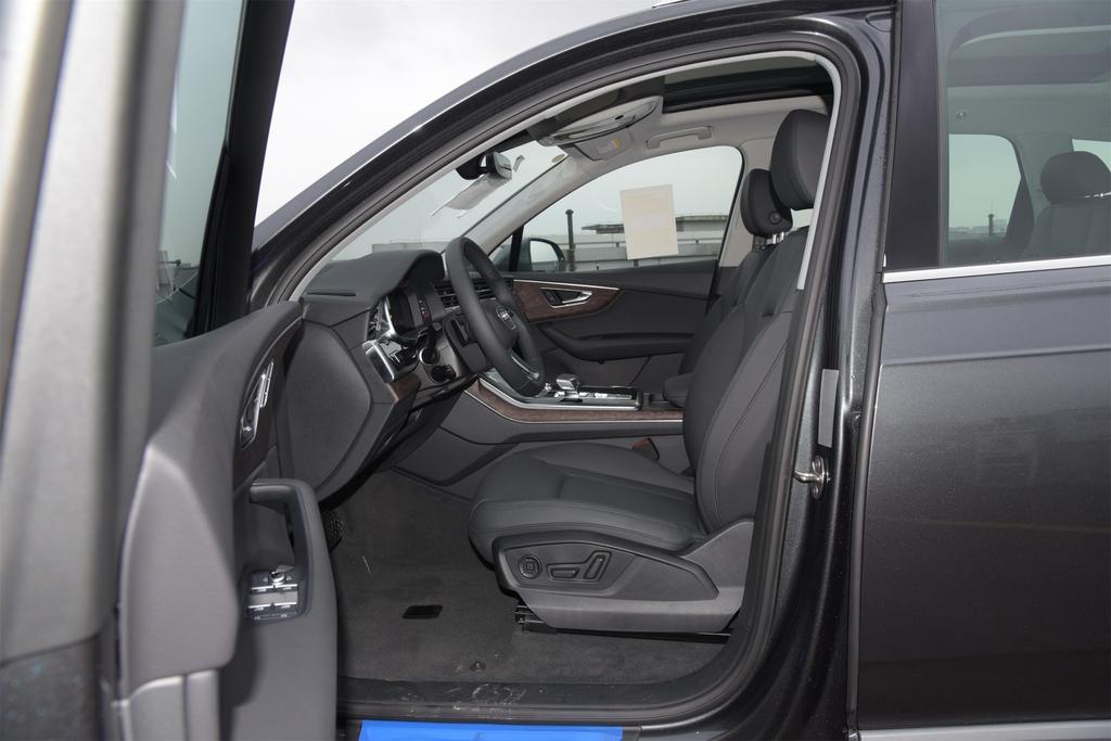 惊喜福利到, 南通奥迪Q7限时特惠6.0%, 期待您的光临