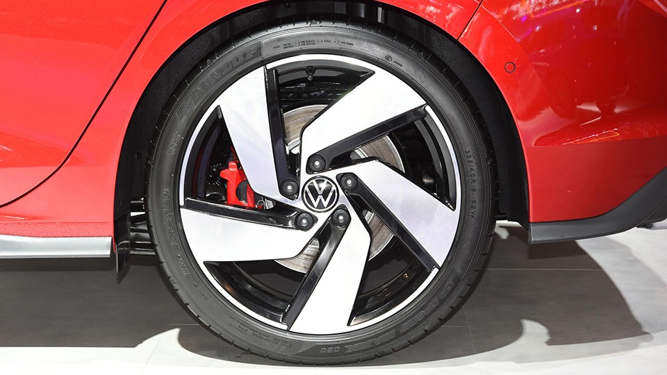 高尔夫GTI：非“满血”小钢炮，却让人没得选？