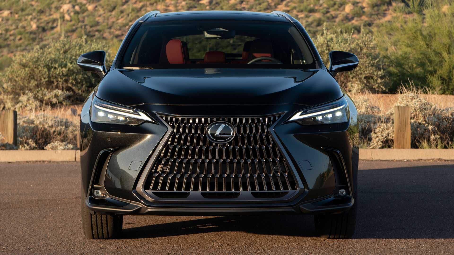 内饰科技感大增 全新雷克萨斯nx海外售价公布 约26.3万起