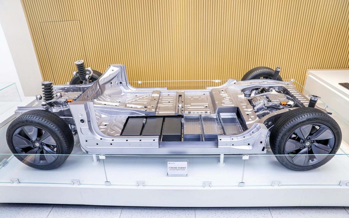图片[21]_零跑C01：首款CTC电池技术量产车、4小时订单超2万辆_5a汽车网